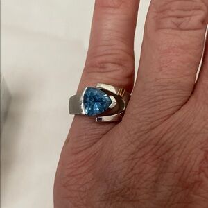 Elegant 14kt gold & Sterling Silver Blue Topaz ring